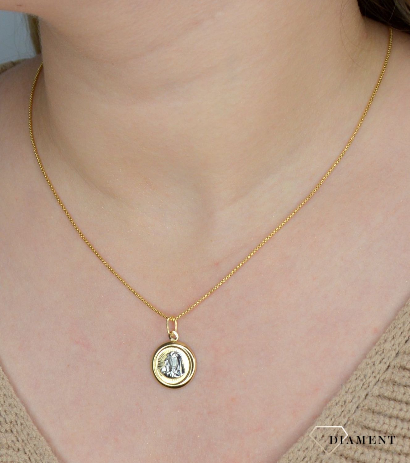 Zawieszka złoty medalik ZA 3161.jpg